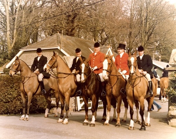 Hambledon Hunt meets in celebration of Tom Parker’s 80th birthday in 1976